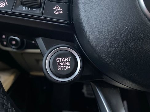 Used 2023 Alfa Romeo Stelvio Ti Lusso w/ Quick Order Package 22X Lusso image 31