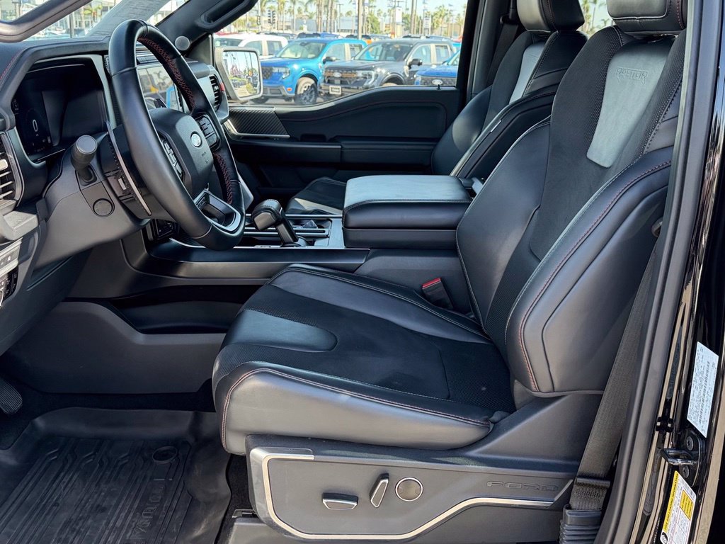 Used 2025 Ford F150 Raptor AWD/4WD image 15