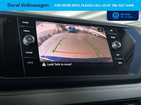 Used 2024 Volkswagen Taos SE image 19