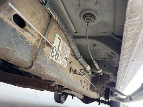 Used 2006 Chevrolet Silverado 2500 LT w/ Skid Plate Package image 8