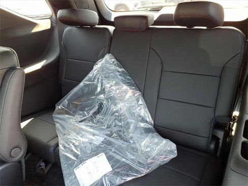 New 2026 Chevrolet Traverse Z71 w/ Driver Confidence Package image 11