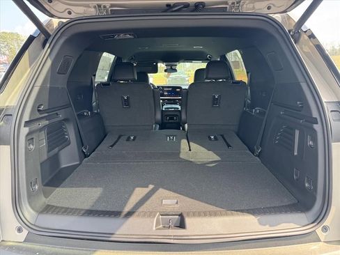 New 2026 Chevrolet Traverse Z71 AWD/4WD image 7