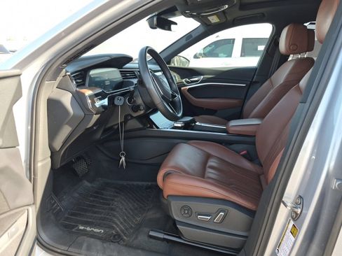 Used 2022 Audi e-tron Prestige AWD/4WD image 6