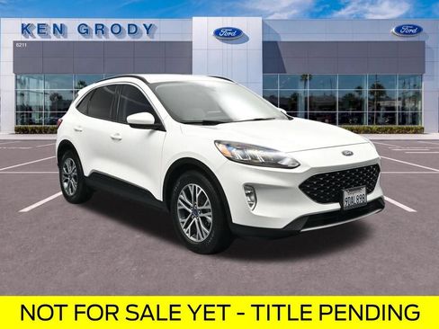 Used 2022 Ford Escape SEL w/ Technology Package FWD image 1