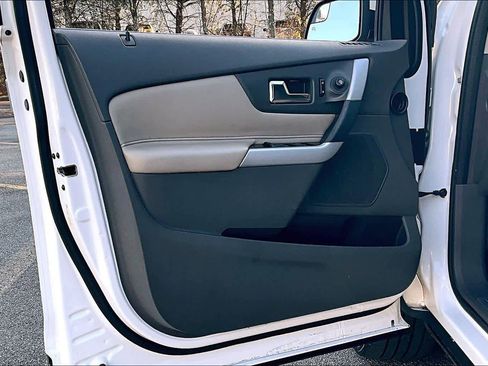 Used 2014 Ford Edge Limited w/ Driver Entry Package image 20