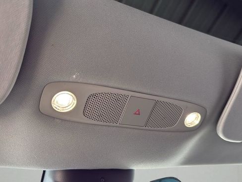 Used 2018 Tesla Model 3 Long Range image 23