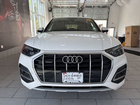 Used 2023 Audi Q5 2.0T Premium w/ Convenience Package AWD/4WD image 7