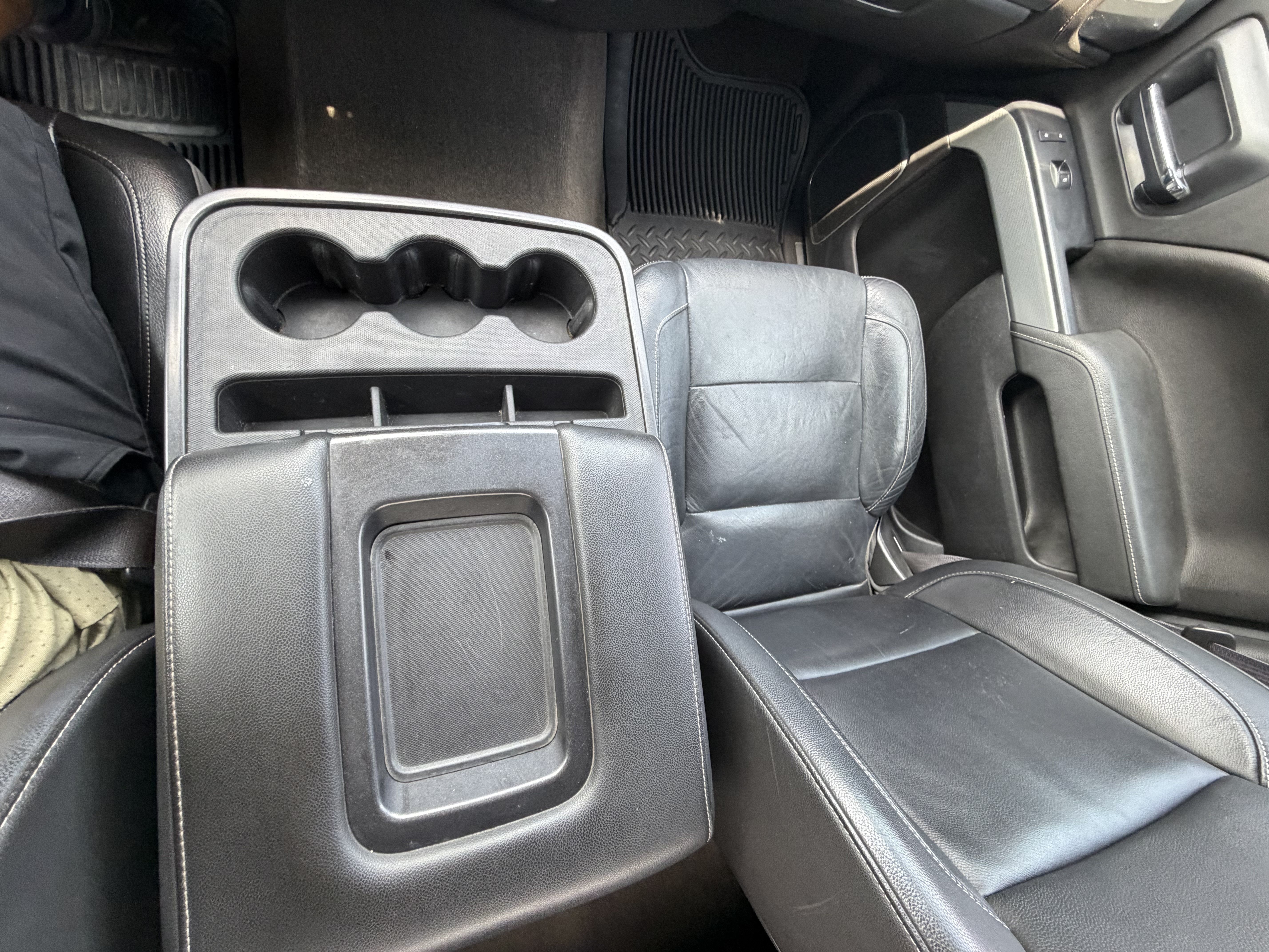 Used 2015 Chevrolet Silverado 2500 LTZ w/ Z71 Package, Off-Road AWD/4WD image 25