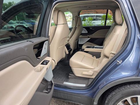 Used 2021 Lincoln Aviator Reserve w/ Equipment Group 201A AWD/4WD image 6