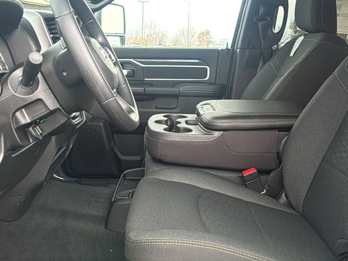 New 2026 RAM 3500 Big Horn AWD/4WD image 23