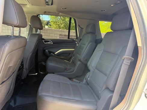 Used 2015 GMC Yukon Denali w/ Touring Package AWD/4WD image 9