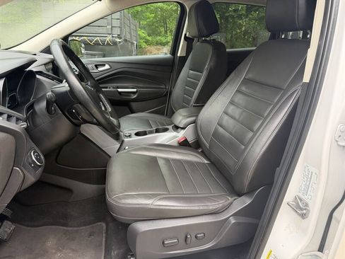 Used 2016 Ford Escape SE w/ SE Leather Comfort Package AWD/4WD image 25