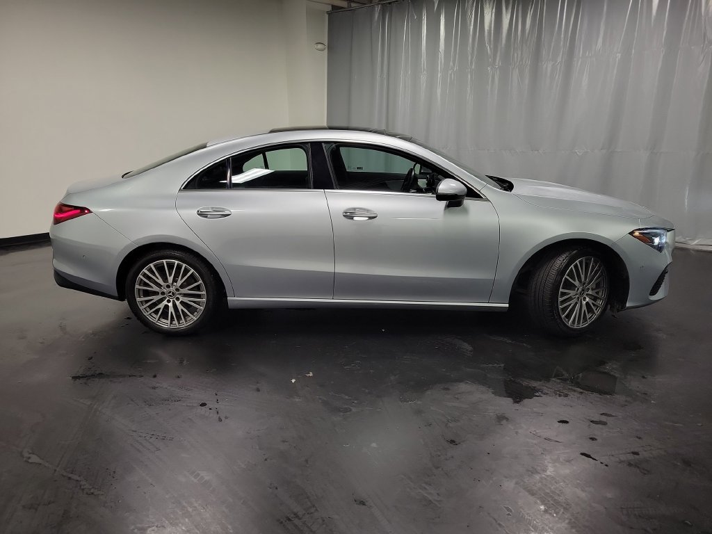 Used 2025 Mercedes-Benz CLA 250 4MATIC image 9