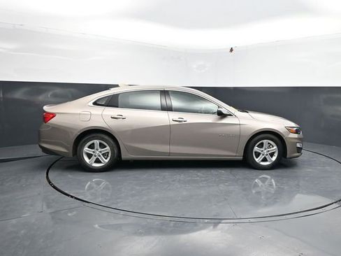 Used 2024 Chevrolet Malibu LT FWD image 11