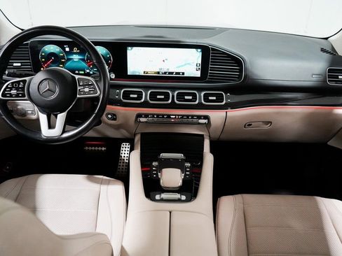 Used 2021 Mercedes-Benz GLS 580 GLS 580 image 18