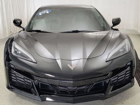 Certified 2023 Chevrolet Corvette Z06 w/ Chrome Exterior Badge Package RWD image 4