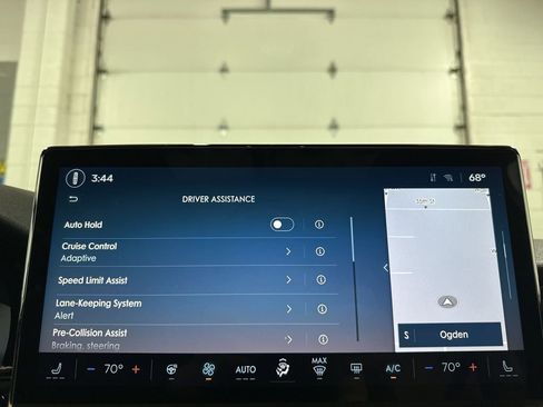 Used 2023 Lincoln Corsair Reserve w/ Equipment Group 202A image 33