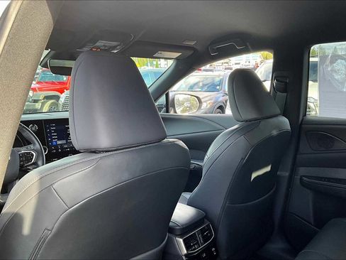 Used 2024 Lexus RX 350 image 12