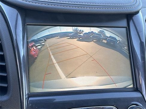 Used 2018 Chevrolet Impala LT image 19