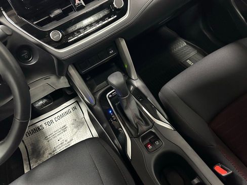 Used 2025 Toyota Corolla Cross AWD Hybrid image 39