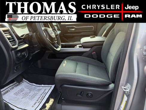 Used 2019 RAM 1500 Big Horn AWD/4WD image 11