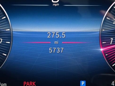 Used 2025 Mercedes-Benz GLE 350 4MATIC image 34