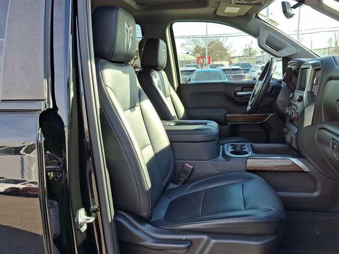 Used 2020 Chevrolet Silverado 1500 RST image 34