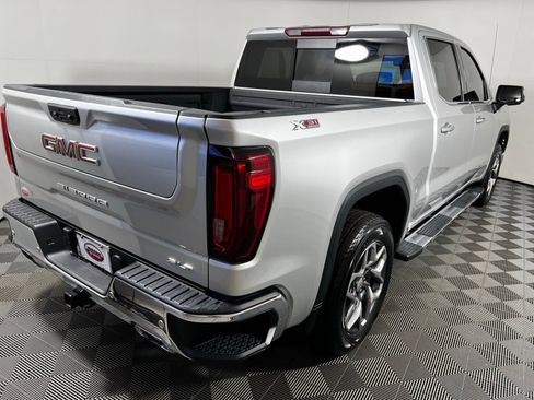 Used 2022 GMC Sierra 1500 SLT w/ SLT Premium Plus Package image 5