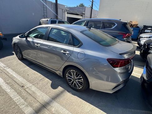 Used 2023 Kia Forte GT-Line w/ GT-Line Premium Package FWD image 4