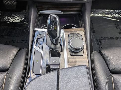Used 2019 BMW 540i w/ Executive Package RWD image 20