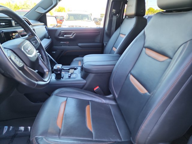Used 2023 GMC Sierra 1500 AT4 w/ AT4 Premium Package AWD/4WD image 13