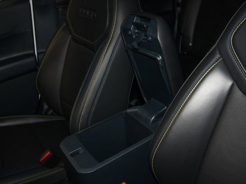 Used 2025 Ford Maverick Lobo image 20