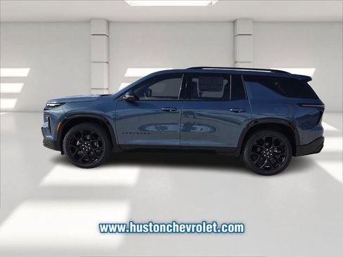 New 2026 Chevrolet Traverse RS image 2