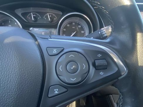 Used 2019 Buick Envision Essence FWD image 20