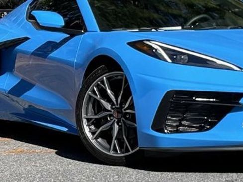 Used 2024 Chevrolet Corvette Stingray w/ Battery Protection Package image 10