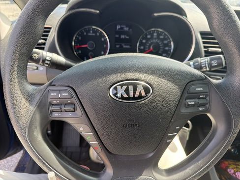 Used 2018 Kia Forte LX image 15