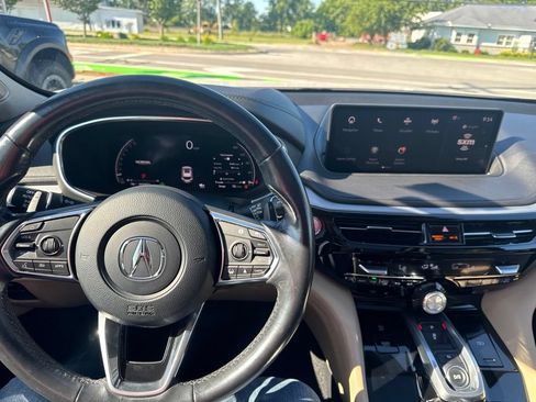 Used 2023 Acura MDX SH-AWD w/ Technology Package image 15