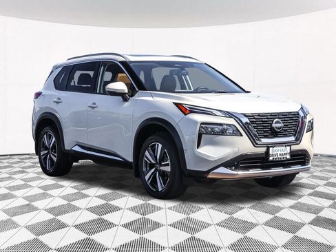 Used 2023 Nissan Rogue Platinum w/ Platinum Premium Package AWD/4WD image 12