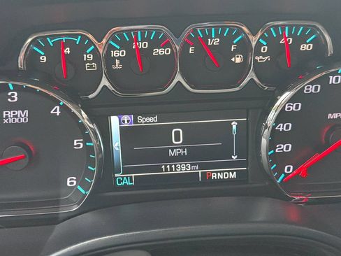 Used 2015 Chevrolet Silverado 1500 LT AWD/4WD image 12