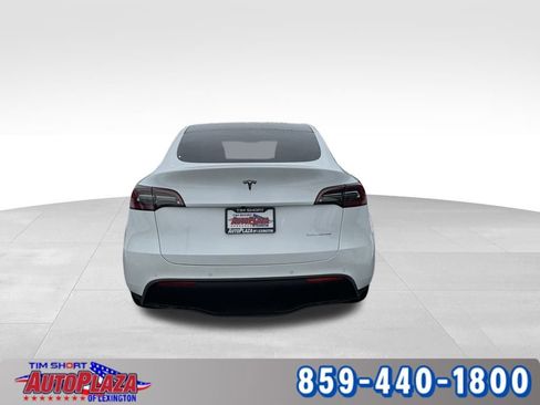 Used 2022 Tesla Model Y Long Range image 4