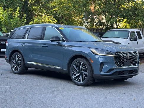 New 2026 Lincoln Aviator Reserve AWD/4WD image 1
