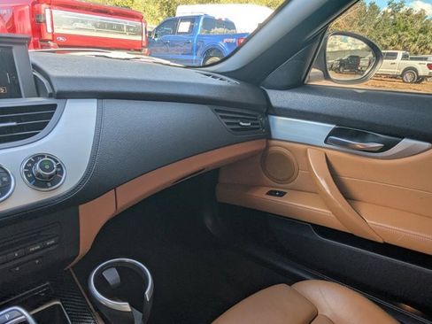 Used 2011 BMW Z4 sDrive35i image 14