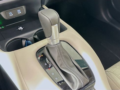 Certified 2026 Honda HR-V LX image 19