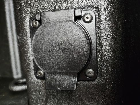 Used 2023 GMC Sierra 3500 Denali w/ Denali Ultimate Package image 33