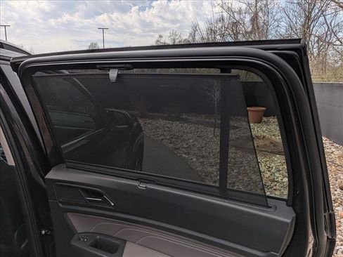 Used 2023 Volkswagen Atlas SEL image 16