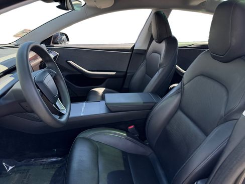 Used 2024 Tesla Model 3 Standard Range RWD image 9