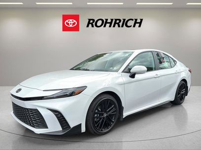 Used 2026 Toyota Camry SE w/ Convenience Package