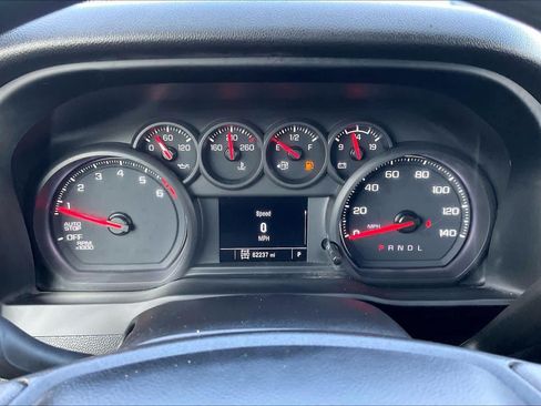 Used 2023 Chevrolet Silverado 1500 Custom AWD/4WD image 25