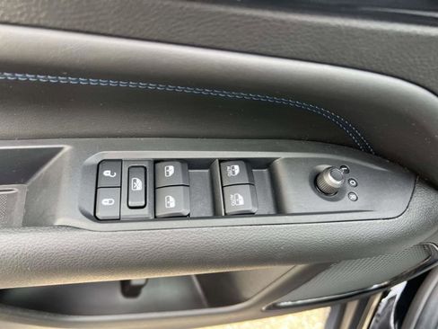 Used 2026 Jeep Compass Limited image 16