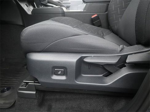 Used 2024 Toyota Tacoma SR5 image 10